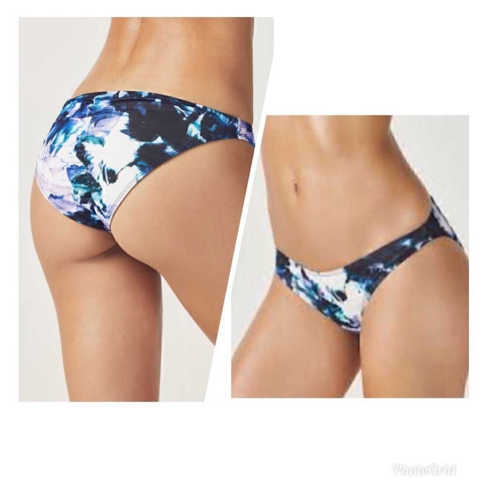 Fabletics Bikini bottoms. RUNS BIG. NWT